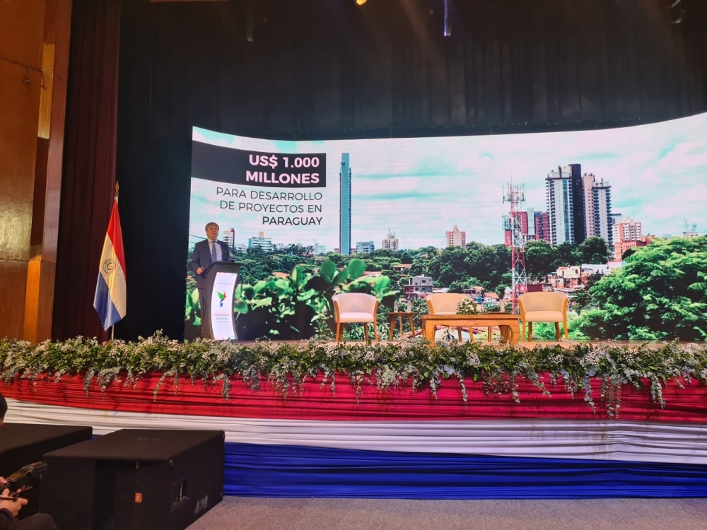 板垣大使のIDB　Invest Forum　　Paraguay 2025　出席