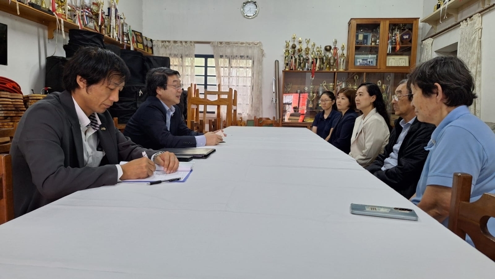 板垣大使のアマンバイ県出張