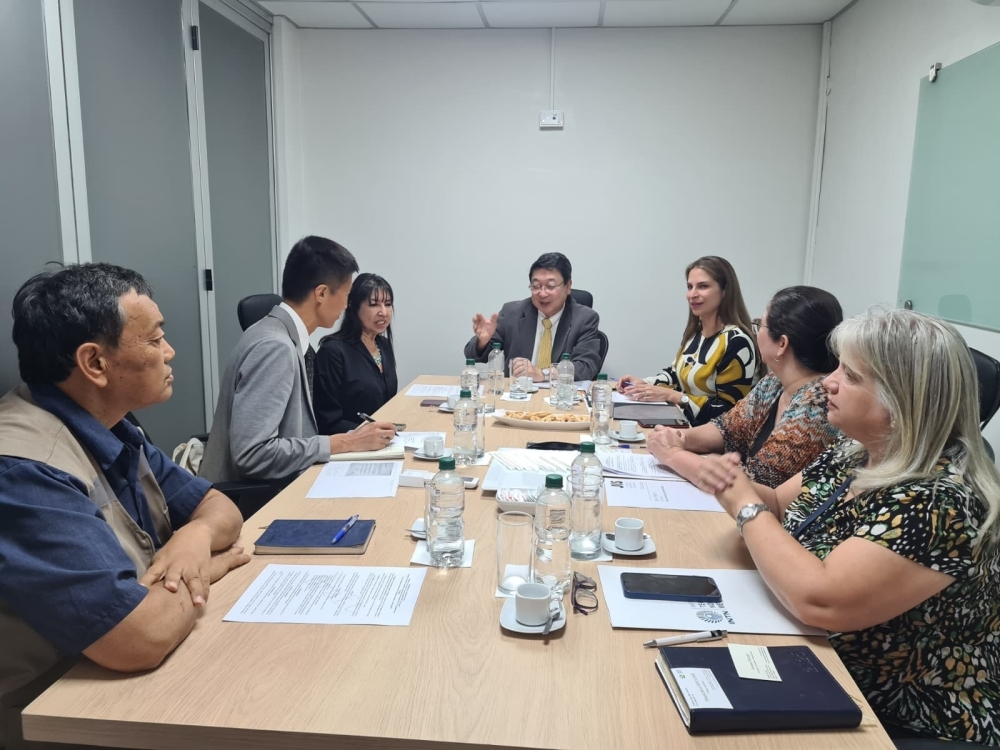 Visita del Embajador ITAGAKI al INTN