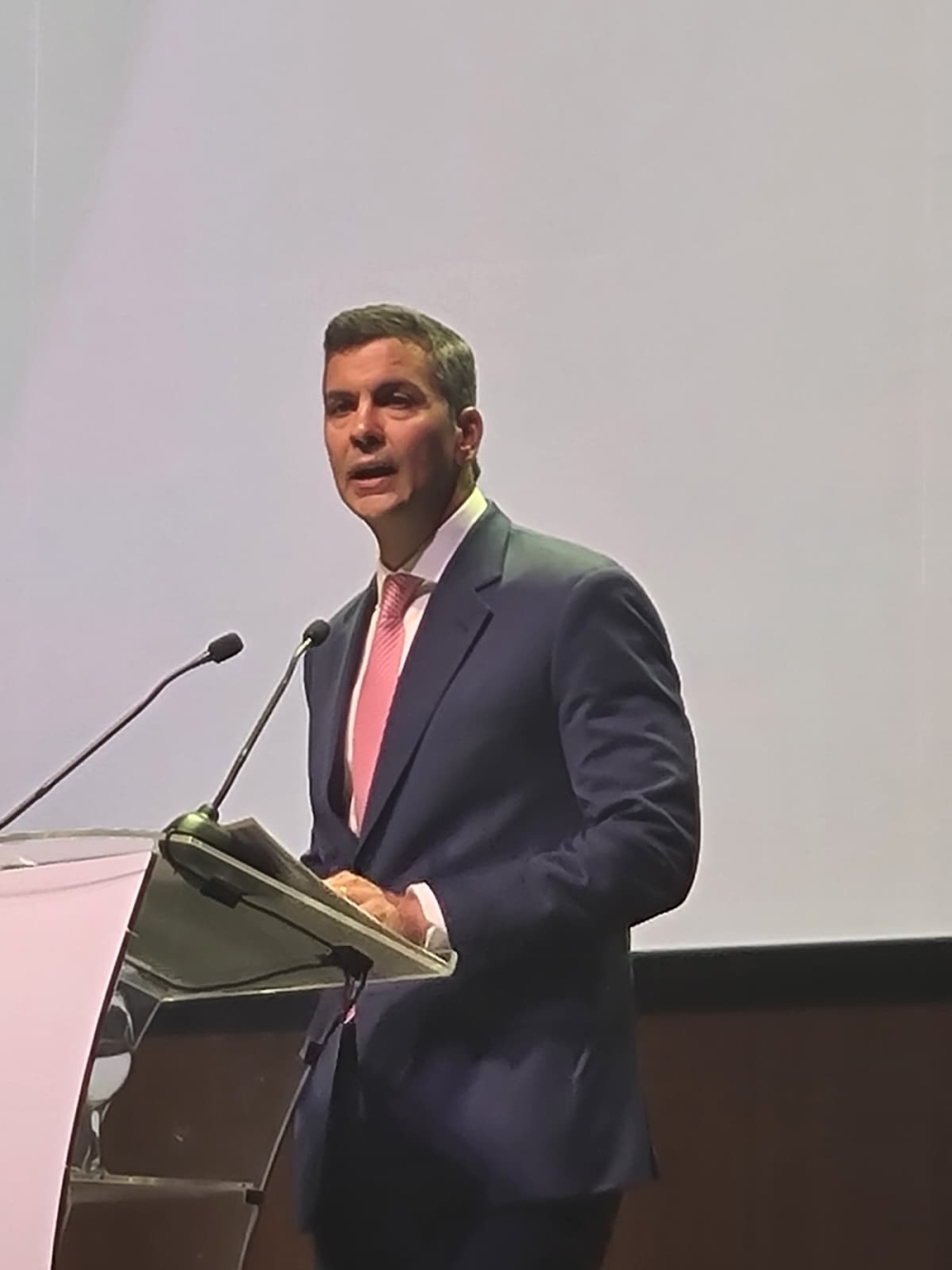 Asistencia del Embajador ITAGAKI en Inauguración de la Asamblea General del BID 