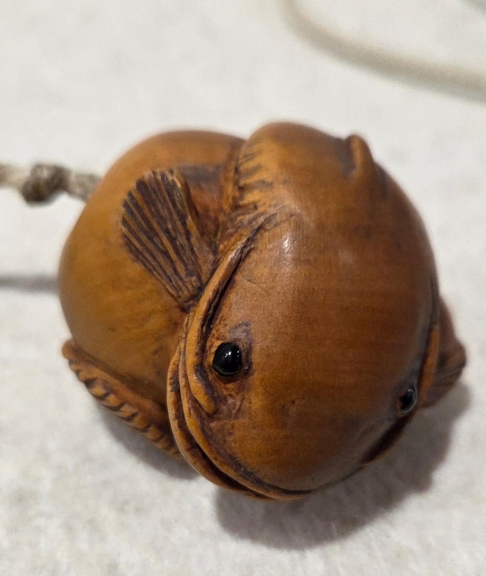 asistencia del Embajador ITAGAKI a la inauguración de la exposición de “NETSUKE” 