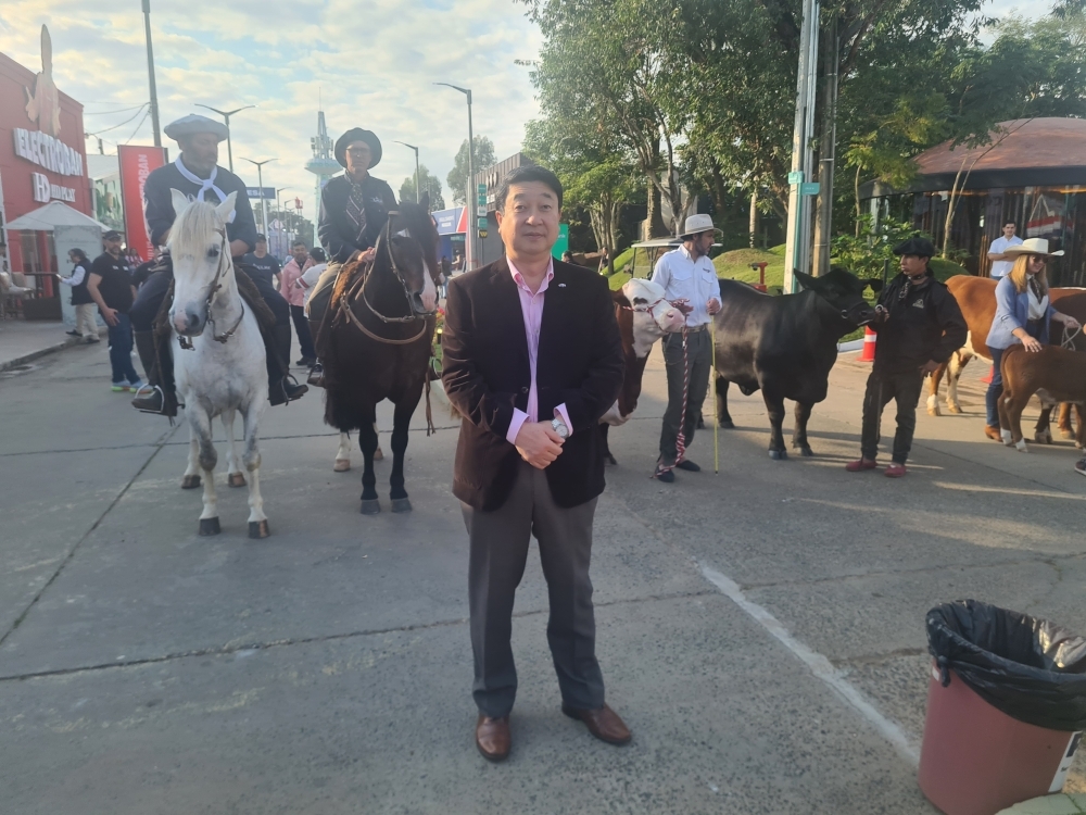 Asistencia del Embajador ITAGAKI a la Habilitación Oficial de la EXPO PARAGUAY 2026
