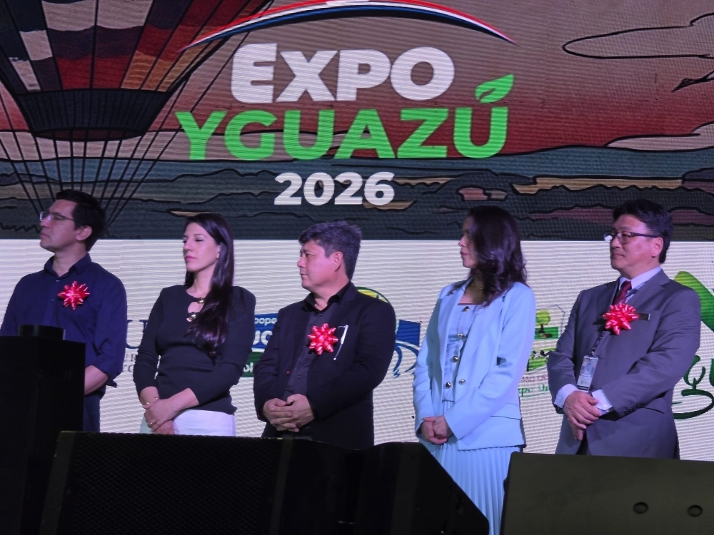 板垣大使のEXPO　YGUAZU出席 　