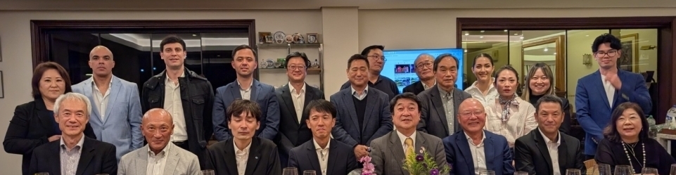 板垣大使の神戸商工会議所関係者との意見交換